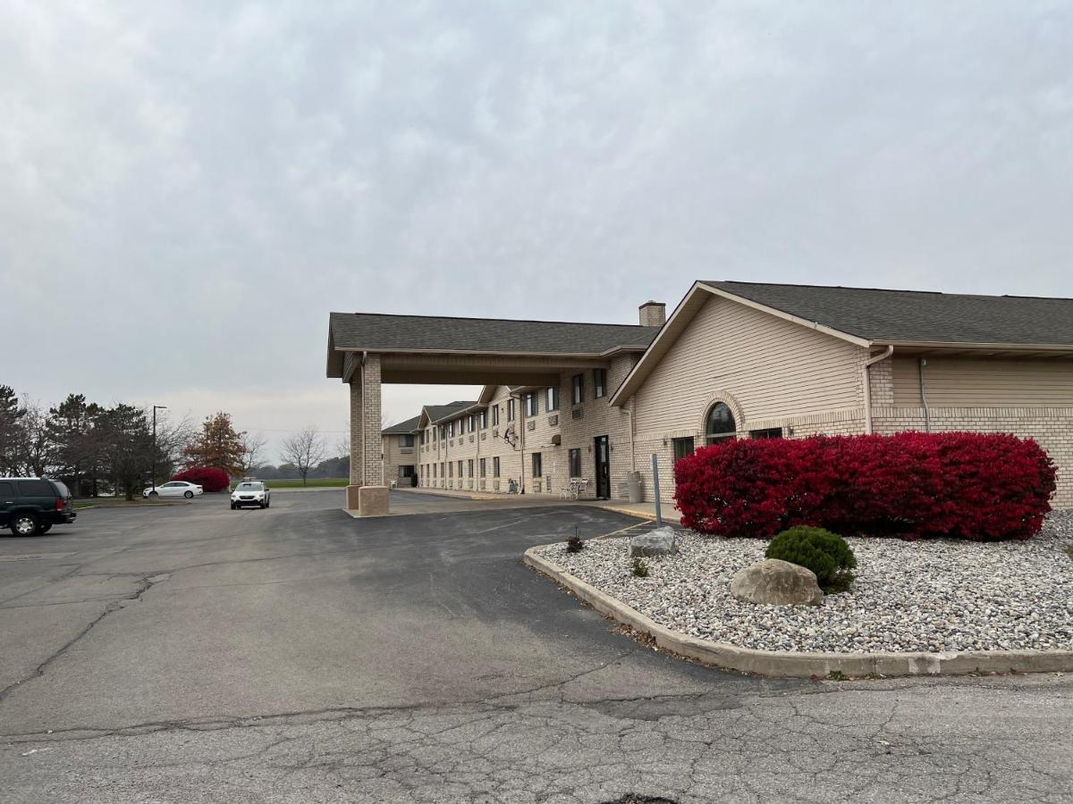 Express Inn & Suites Decatur エクステリア 写真
