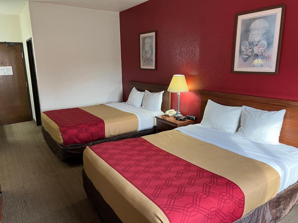 Express Inn & Suites Decatur エクステリア 写真