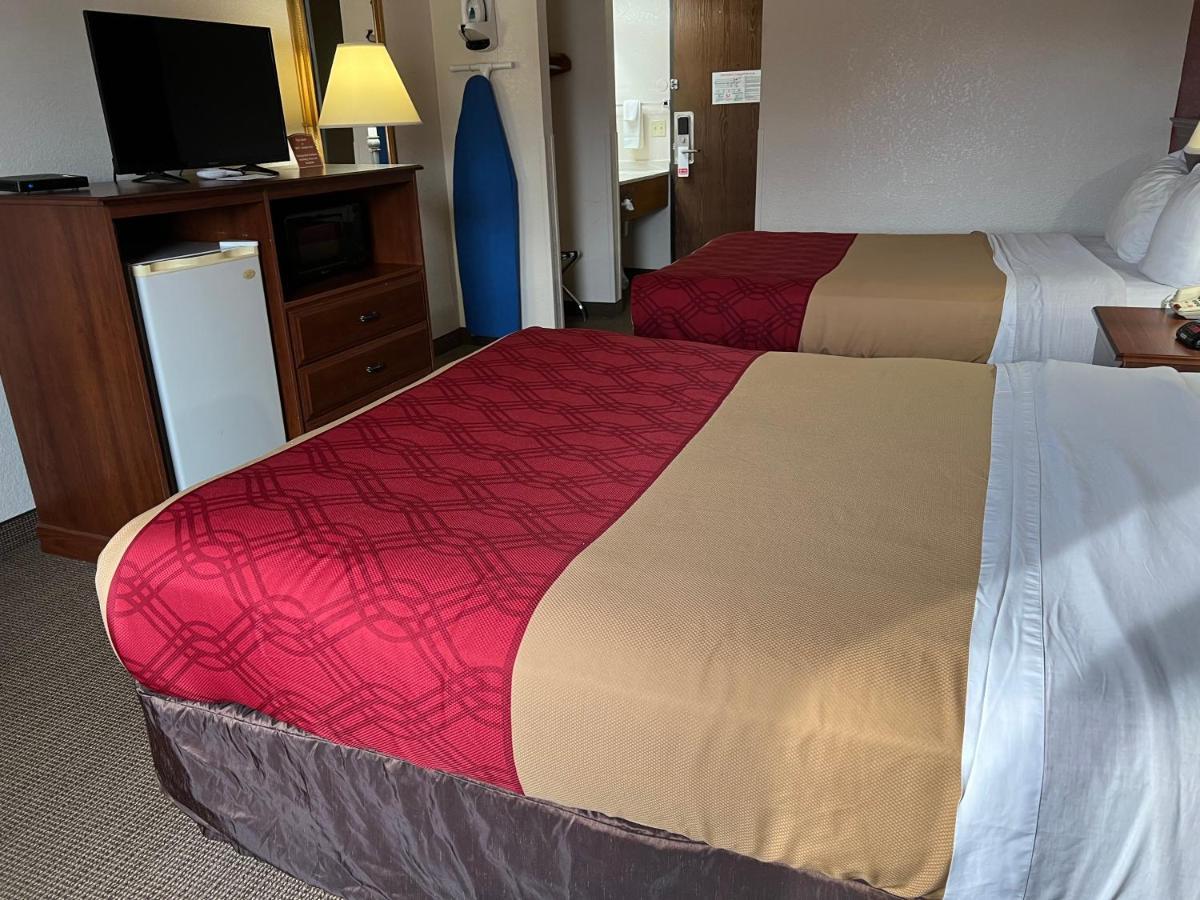 Express Inn & Suites Decatur エクステリア 写真