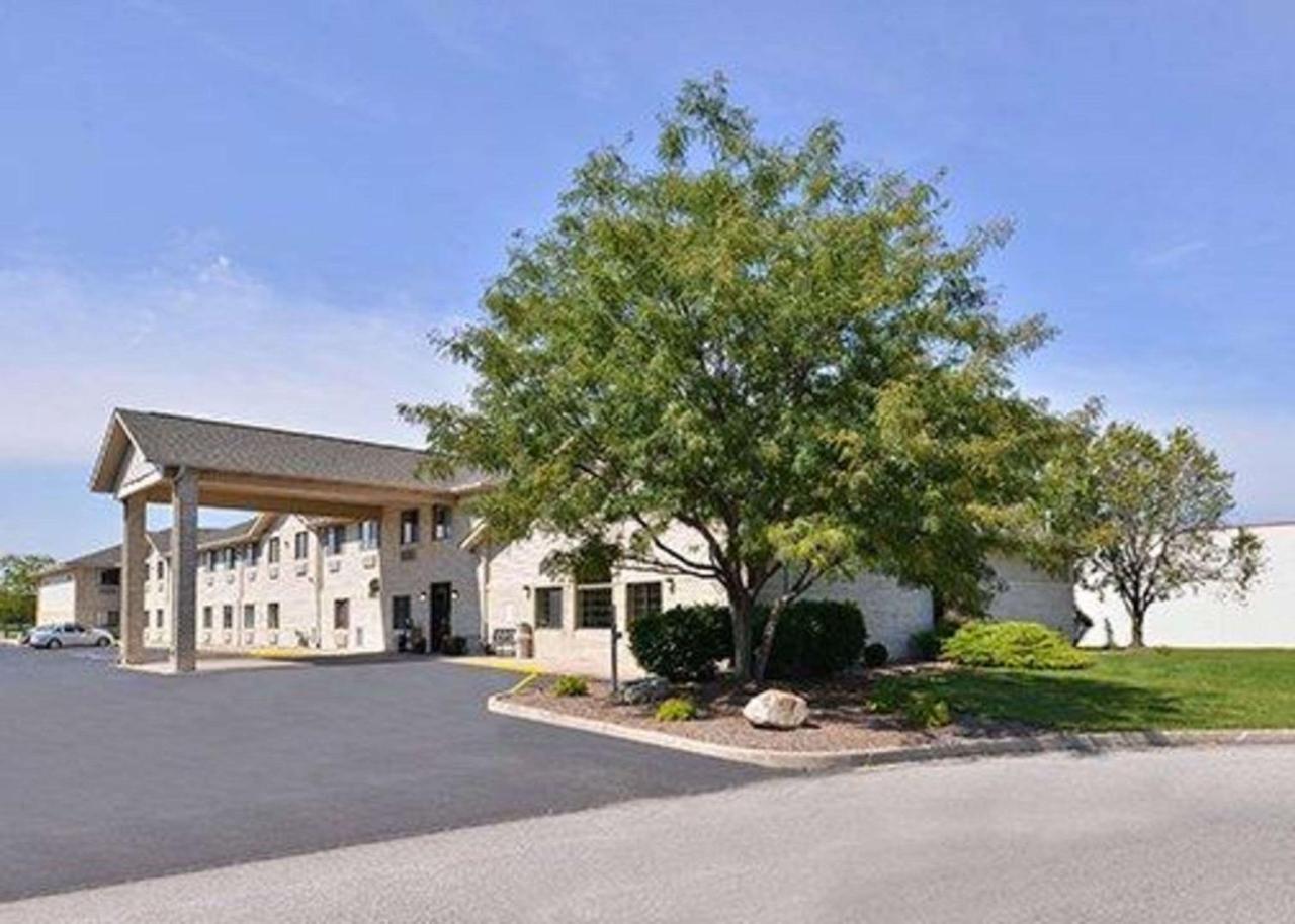 Express Inn & Suites Decatur エクステリア 写真